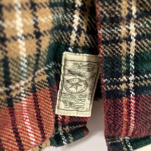 Schott NYC - Flannel Shirt in Berry Red - Men's Medium - Picture 4 of 6